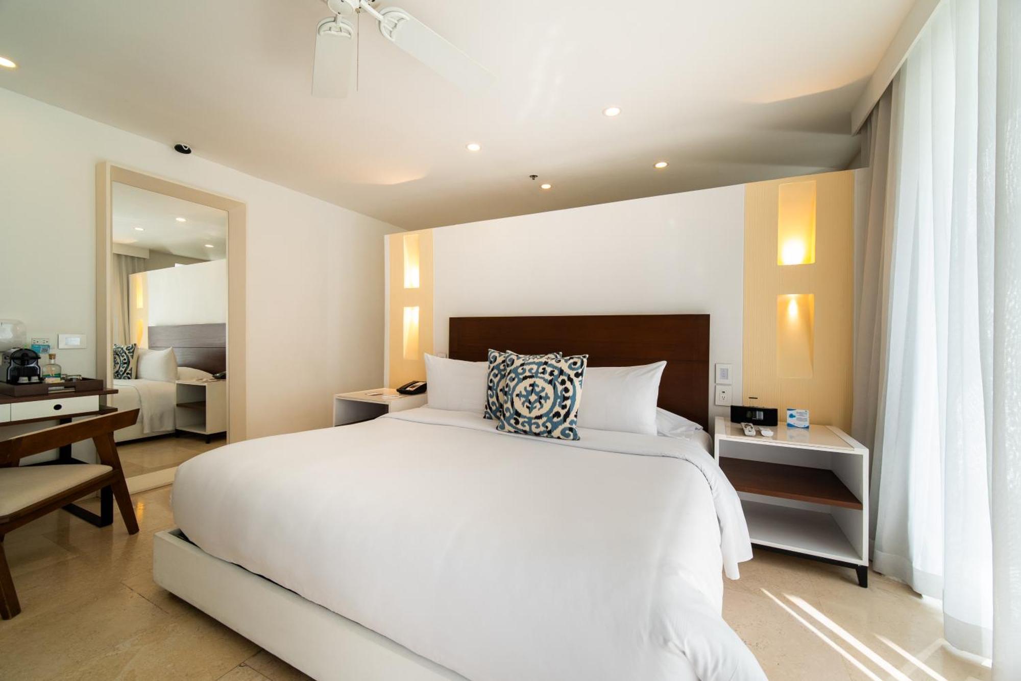Nacar Cartagena, Curio Collection By Hilton 4*