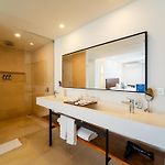 Nacar Hotel Cartagena, Curio Collection By Hilton