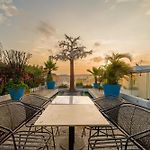 Nacar Hotel Cartagena, Curio Collection By Hilton
