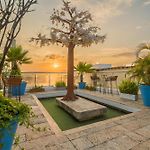 Nacar Hotel Cartagena, Curio Collection By Hilton