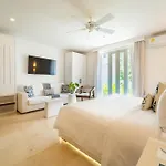 Nacar Hotel Cartagena, Curio Collection by Hilton
