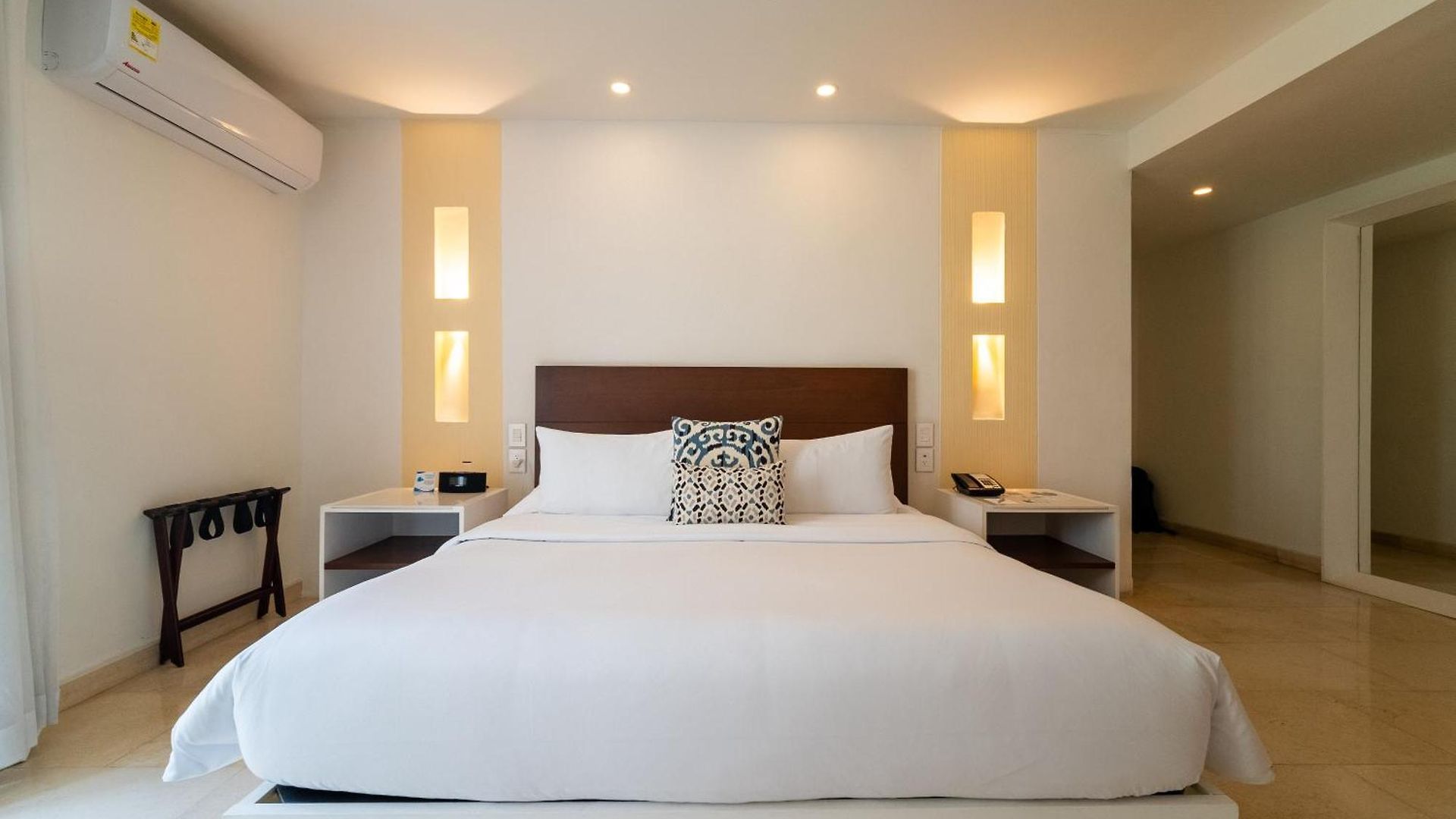 Nacar Cartagena, Curio Collection By Hilton 4*