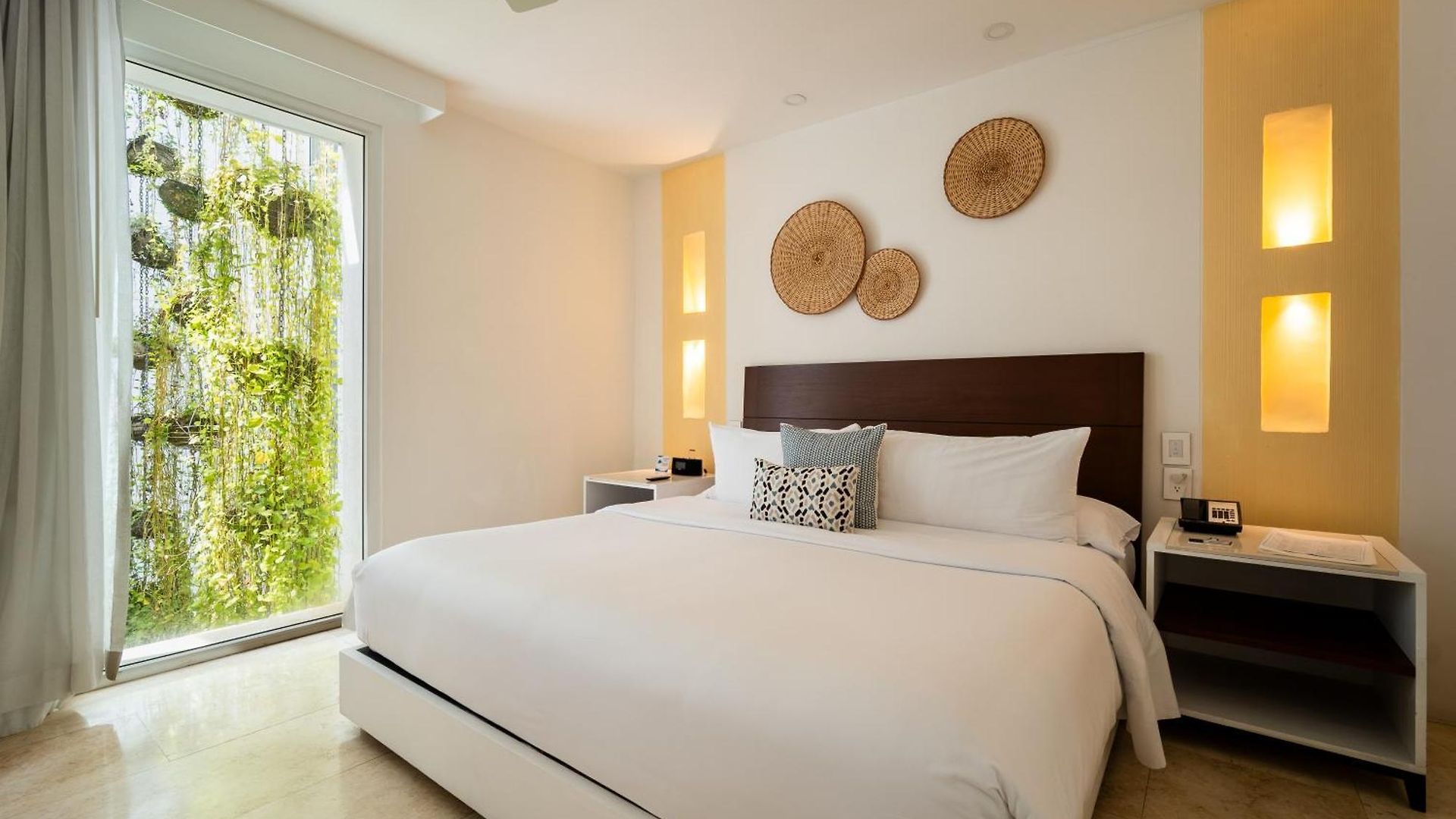 Nacar Cartagena, Curio Collection By Hilton 4*