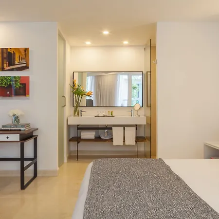 Nacar Cartagena, Curio Collection By Hilton Cartagena