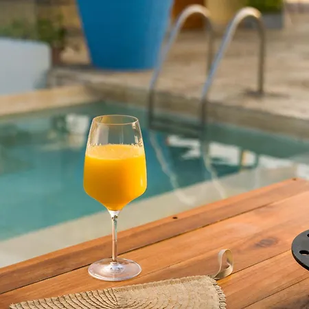 Nacar Cartagena, Curio Collection By Hilton