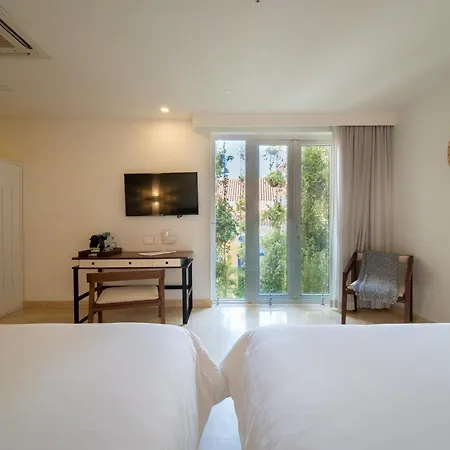 Nacar Cartagena, Curio Collection By Hilton