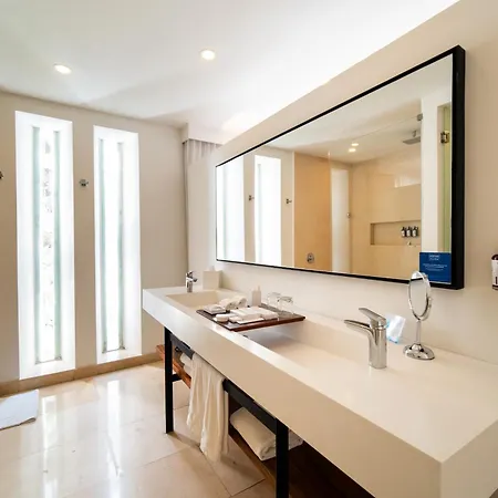 Nacar Cartagena, Curio Collection By Hilton 4*