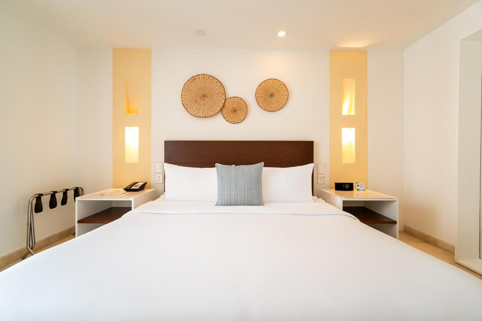 Hotel Nacar Cartagena, Curio Collection By Hilton 4*